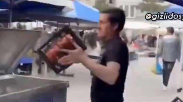 Çorum’da tepki için çöpe dökülen domates satıcısına ceza
