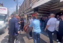 PKK’nın feshi Diyarbakır sokakların davul zurna ile kutlandı