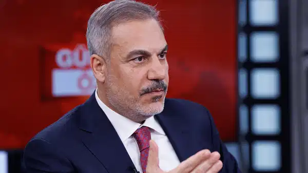 Erdoğan’ın ‘kılıç kını’ mesajı gündem olmuştu: Bakan Fidan’dan kritik yorum geldi – Son Dakika Siyaset Haberleri