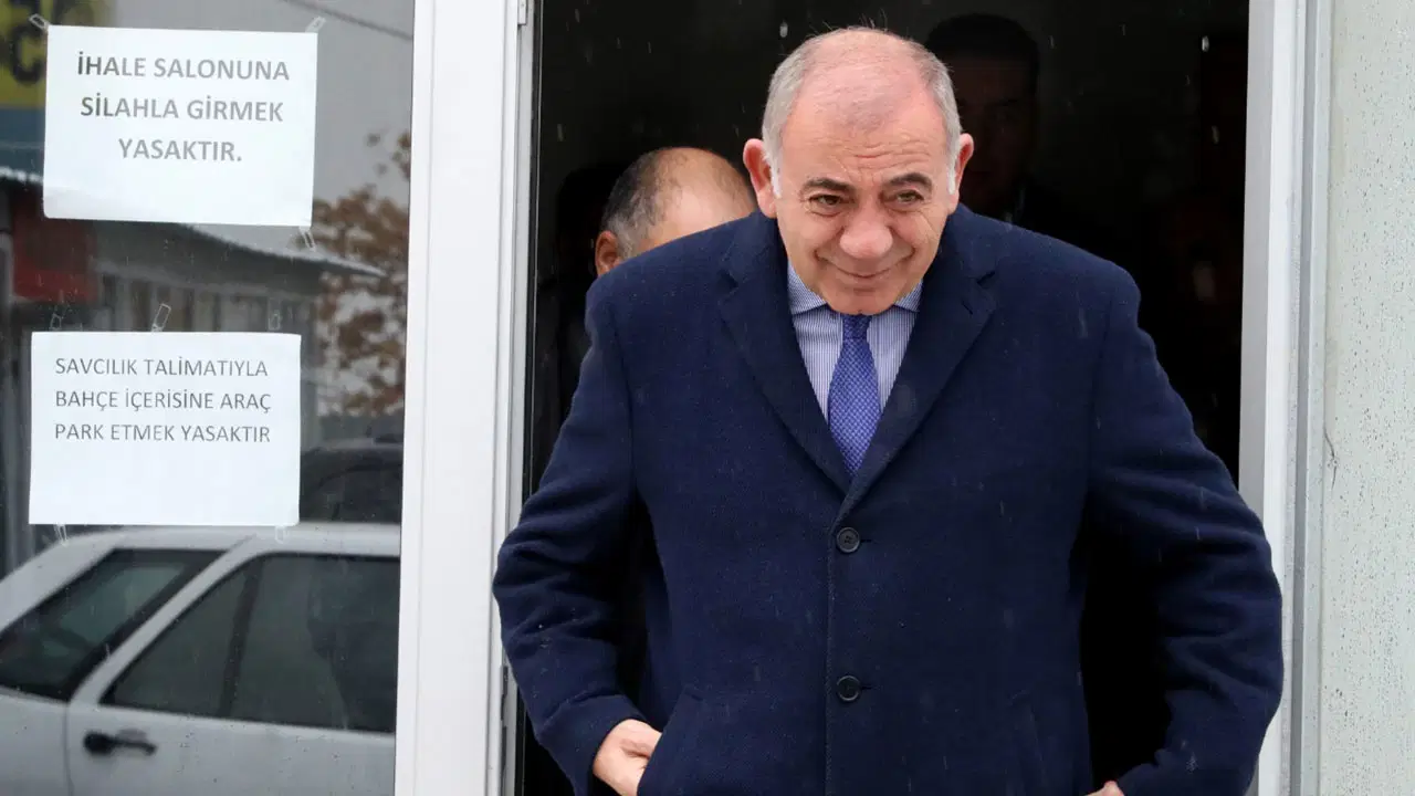Gürsel Tekin’den işten çıkarma iddiasına yanıt: 41 çalışanımız varsa hemen gelsin, işe başlasın – Son Dakika Siyaset Haberleri Gürsel Tekin’den işten çıkarma iddiasına yanıt: 41 çalışanımız varsa hemen gelsin, işe başlasın – Son Dakika Siyaset Haberleri