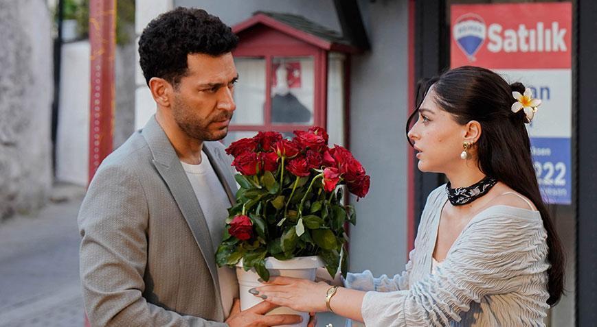 Güller ve Günahlar’ın Zeynep’i Cemre Baysel: Derin bir öykü bizi bekliyor Güller ve Günahlar’ın Zeynep’i Cemre Baysel: Derin bir öykü bizi bekliyor