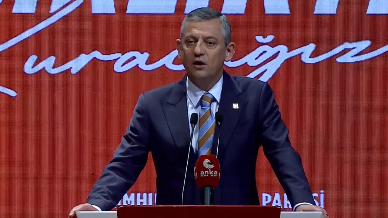 CHP Parti Programı Çalıştayı… Özgür Özel’den kritik mesajlar: ‘Sandığı ortadan kaldırmaya niyetlendikleri bir sürecin içindeyiz’ – Son Dakika Siyaset Haberleri CHP Parti Programı Çalıştayı… Özgür Özel’den kritik mesajlar: ‘Sandığı ortadan kaldırmaya niyetlendikleri bir sürecin içindeyiz’ – Son Dakika Siyaset Haberleri