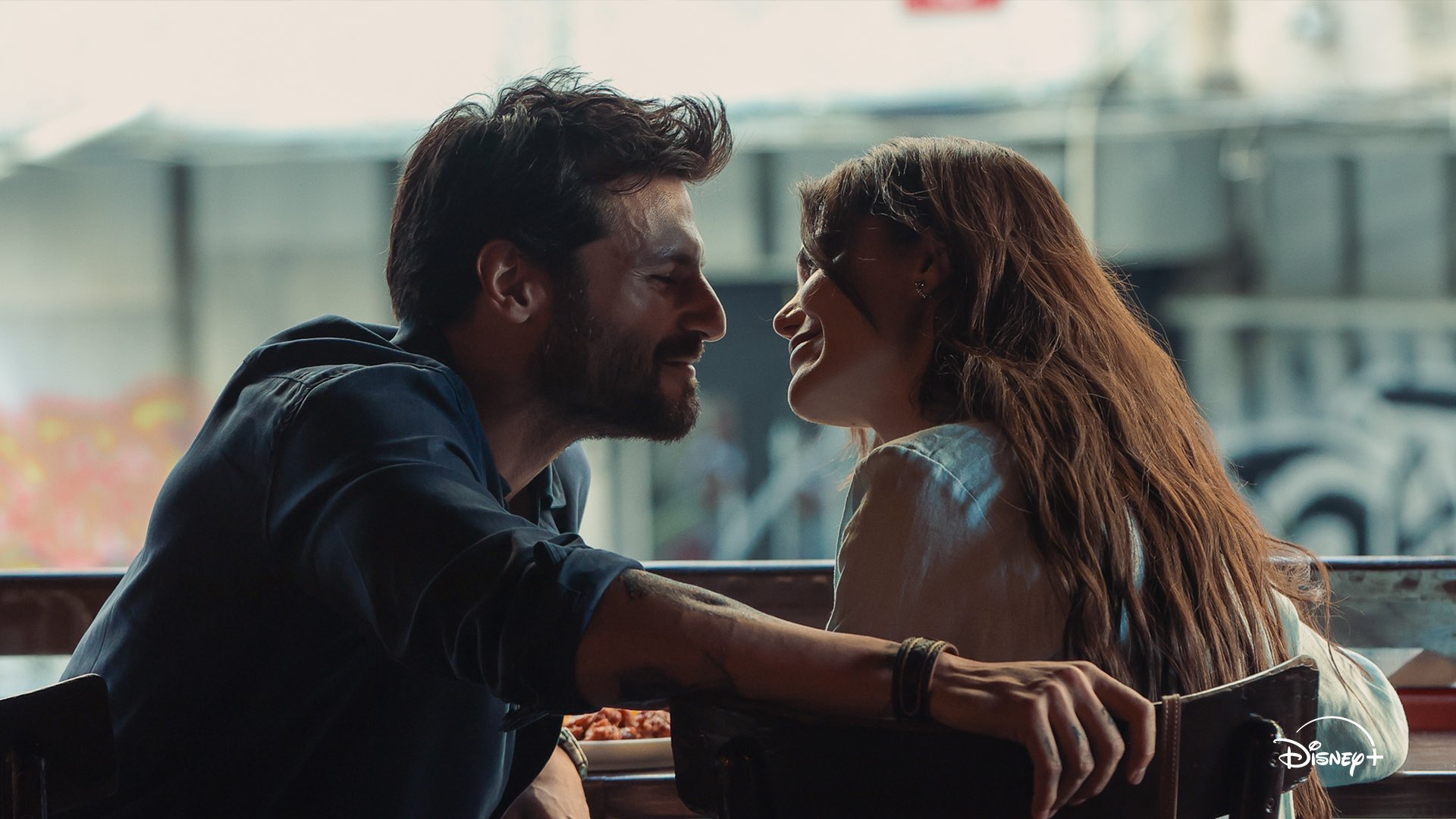 Disney+’ın, Hilal Altınbilek ve Serkan Çayoğlu’lu “Öngörü” filminin çekimleri tamamlandı! Disney+’ın, Hilal Altınbilek ve Serkan Çayoğlu’lu “Öngörü” filminin çekimleri tamamlandı!