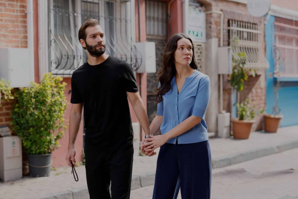Sahipsizler 29. Bölümde Devran korkunç gerçekleri öğrendi! Cevdet Amca’nın vasiyeti kardeşleri mutlu etti! Sahipsizler 29. Bölümde Devran korkunç gerçekleri öğrendi! Cevdet Amca’nın vasiyeti kardeşleri mutlu etti!
