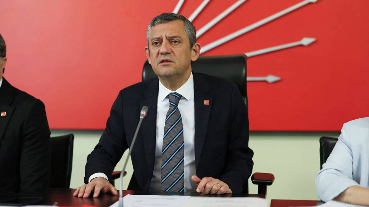 İstanbul İl Başkanı Özgür Çelik görevden uzaklaştırıldı: CHP MYK olağanüstü toplandı! – Son Dakika Siyaset Haberleri İstanbul İl Başkanı Özgür Çelik görevden uzaklaştırıldı: CHP MYK olağanüstü toplandı! – Son Dakika Siyaset Haberleri