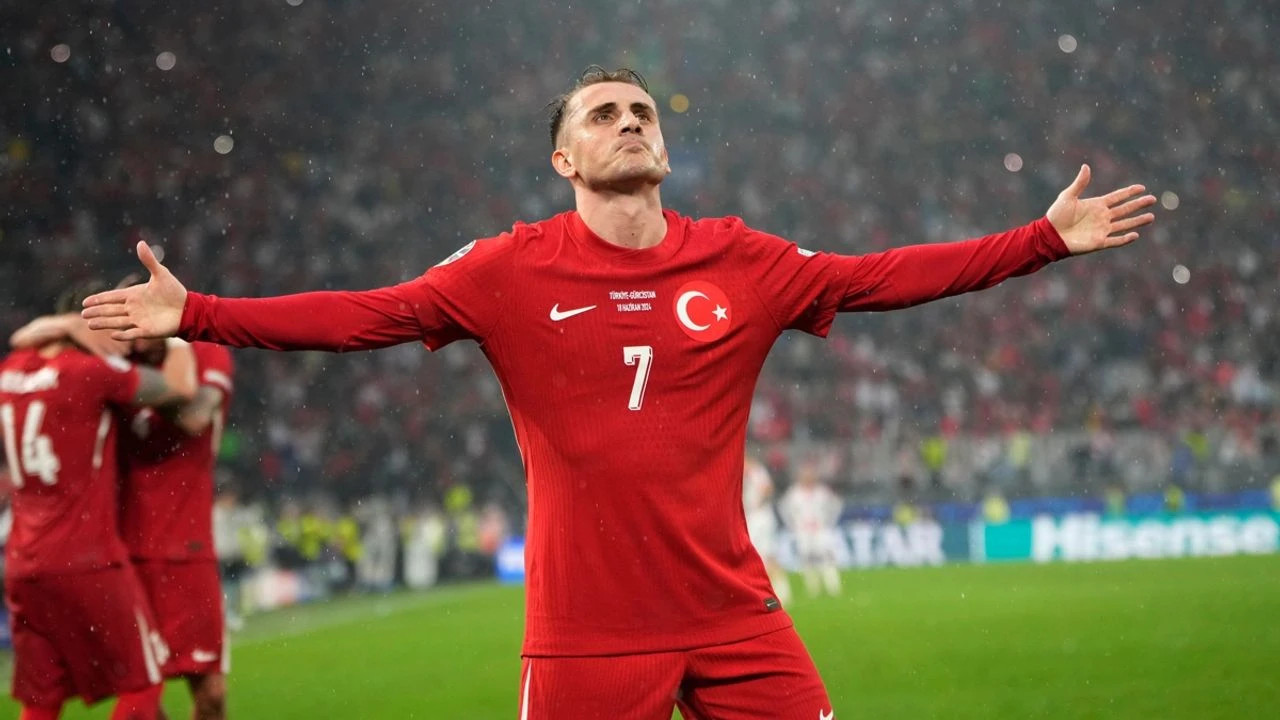 Ahmet Çakar’dan Kerem Aktürkoğlu’na sert sözler! Sen adam değilsin Ahmet Çakar’dan Kerem Aktürkoğlu’na sert sözler! Sen adam değilsin