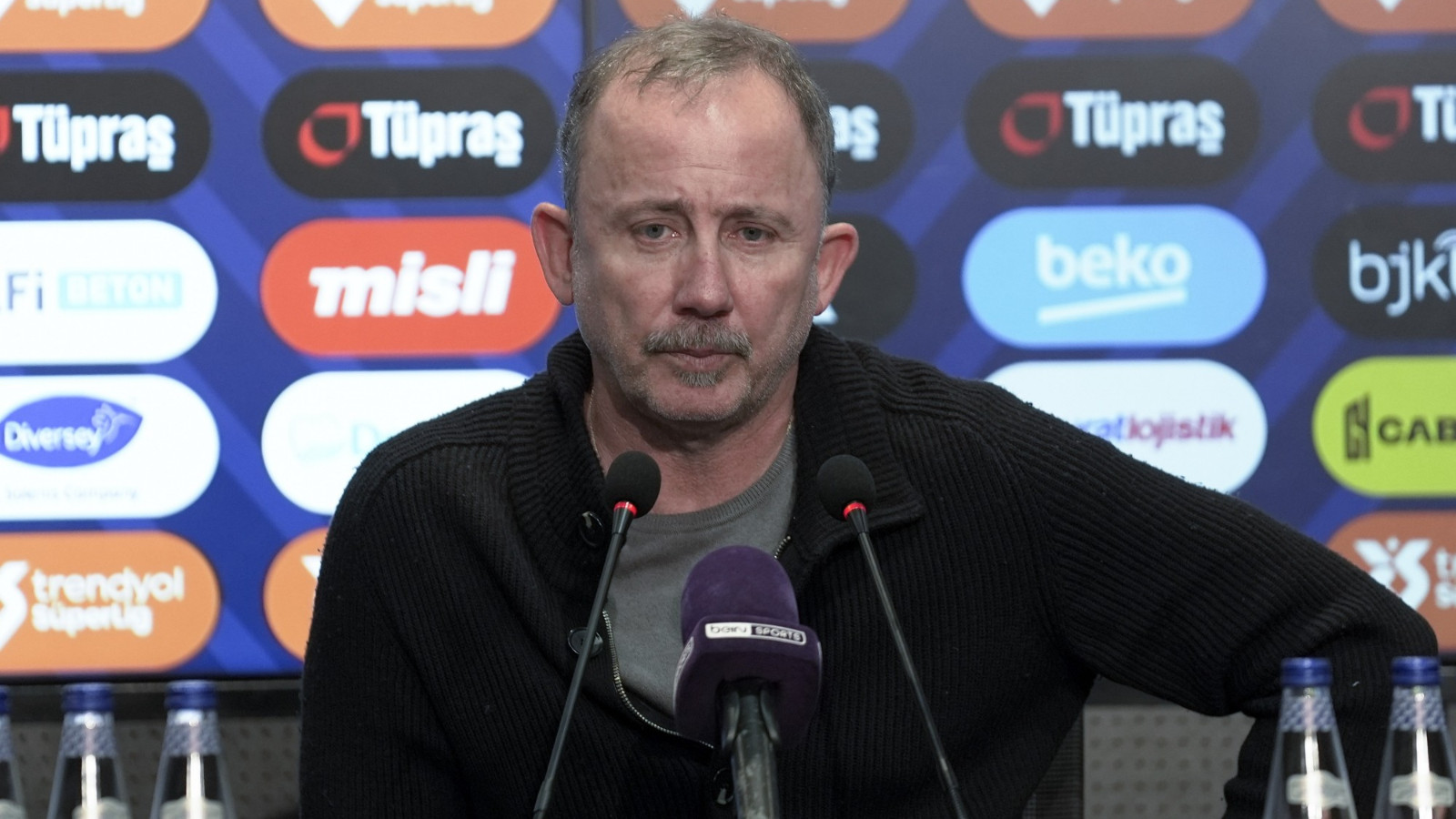 Sergen Yalçın’dan derbi açıklaması: Belli olmaz