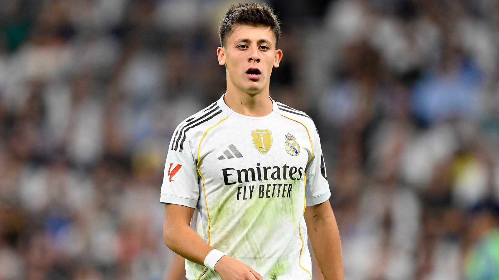 Arda Güler ödülüne kavuştu Arda Güler ödülüne kavuştu