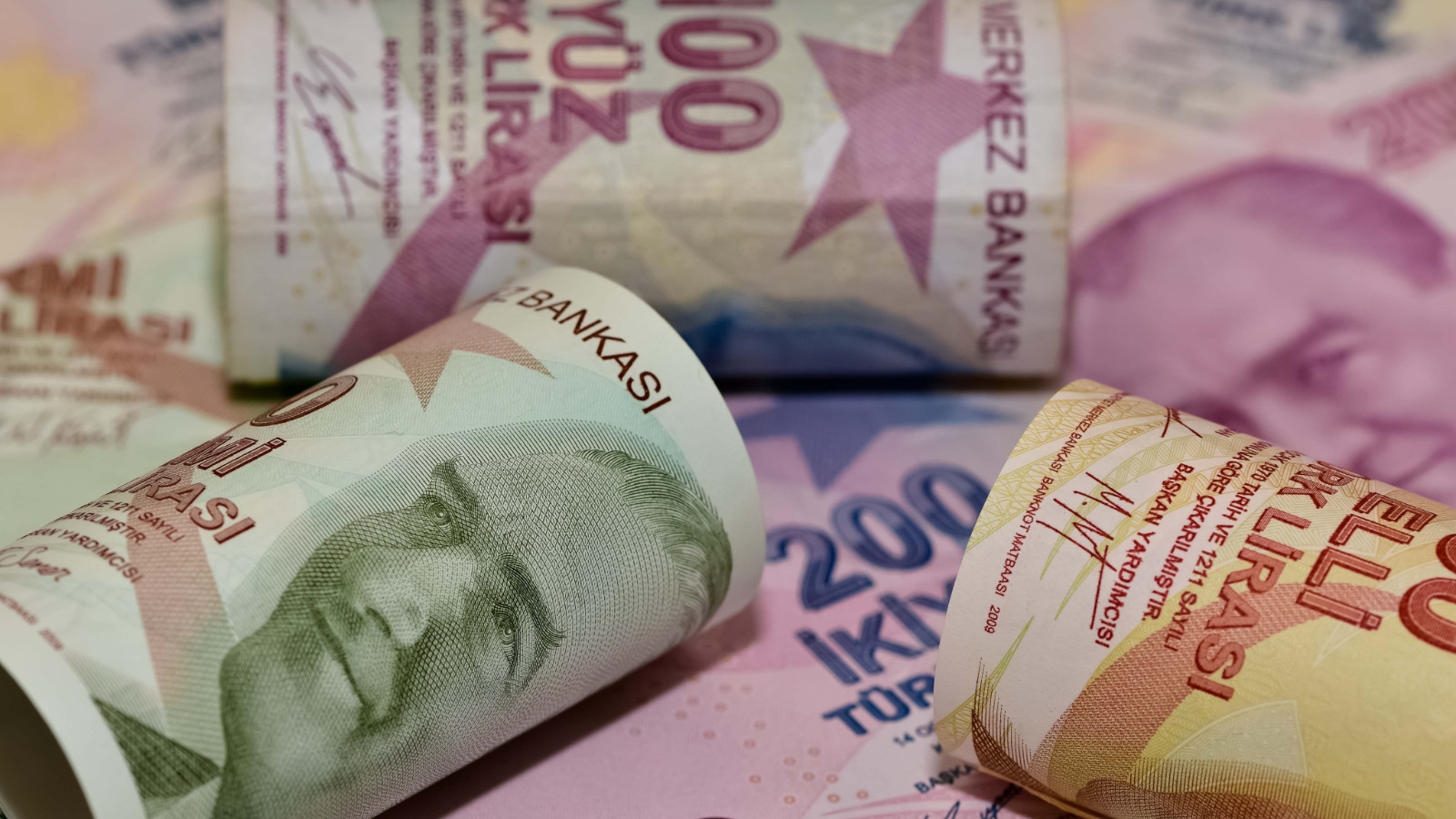 Döviz mevduatları arttı