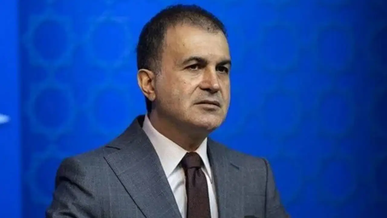 AKP Sözcüsü Ömer Çelik: ‘Cumhurbaşkanımızın yeni anayasa konusunda verdiği mesaj nettir’ – Son Dakika Siyaset Haberleri AKP Sözcüsü Ömer Çelik: ‘Cumhurbaşkanımızın yeni anayasa konusunda verdiği mesaj nettir’ – Son Dakika Siyaset Haberleri
