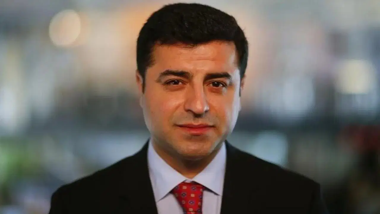 MHP’li Feti Yıldız’dan ‘Selahattin Demirtaş’ açıklaması: ‘Bazı şeyler yapmak gerekir’ – Son Dakika Siyaset Haberleri MHP’li Feti Yıldız’dan ‘Selahattin Demirtaş’ açıklaması: ‘Bazı şeyler yapmak gerekir’ – Son Dakika Siyaset Haberleri