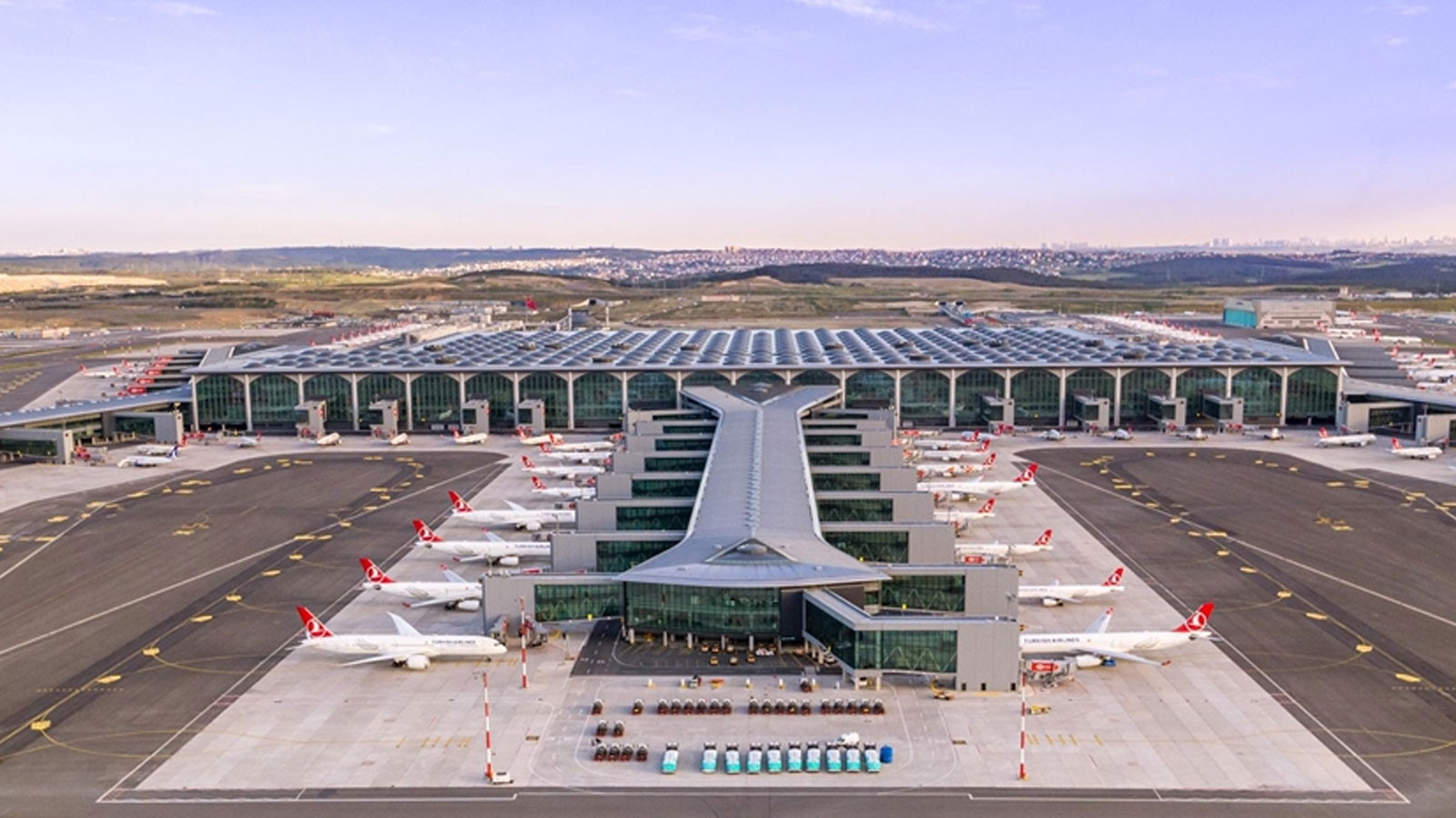 İstanbul Havalimanı Avrupa’nın zirvesindeki yerini korudu İstanbul Havalimanı Avrupa’nın zirvesindeki yerini korudu
