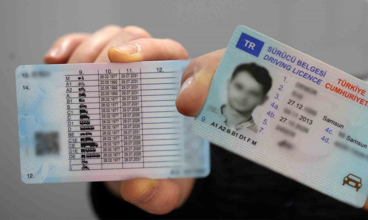 Eski ehliyetler için son gün! Sürücü belgesi yenileme ücreti ne kadar, gerekli belgeler neler? Eski ehliyetler için son gün! Sürücü belgesi yenileme ücreti ne kadar, gerekli belgeler neler?