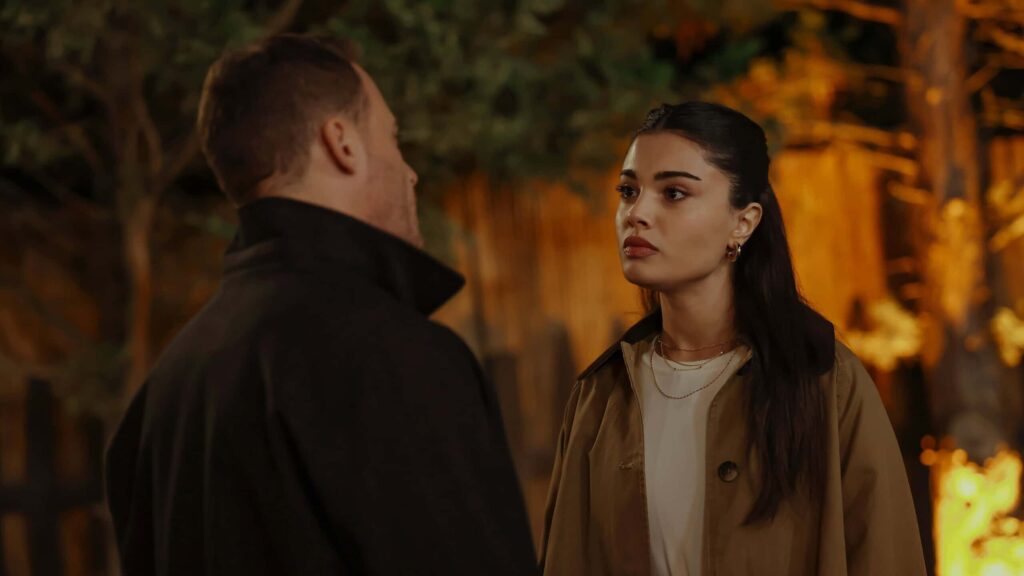 Çarpıntı 8. Bölümde Hülya ve Reyhan arasında tansiyon yükseldi! Halit ve Reyhan karşı karşıya geldi!