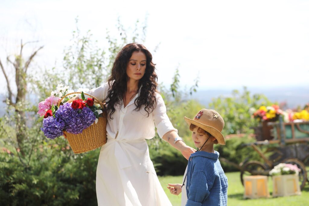 Sezonun en iddialı yapımlarından “Sakıncalı” için geri sayım başladı! Dizinin yayın tarihi belli oldu!