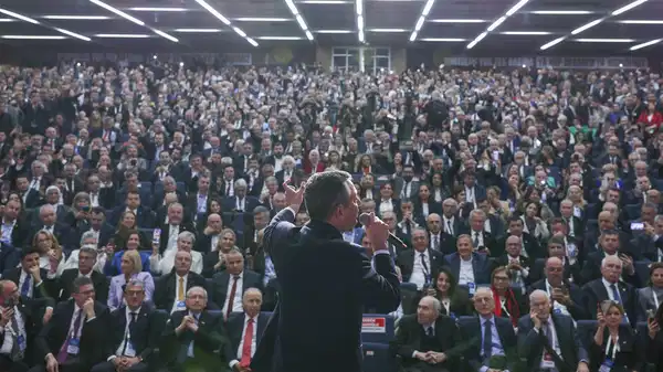 CHP 39. Olağan Kurultayı 28-30 Kasım’da Ankara’da Yapılacak CHP 39. Olağan Kurultayı 28-30 Kasım’da Ankara’da Yapılacak