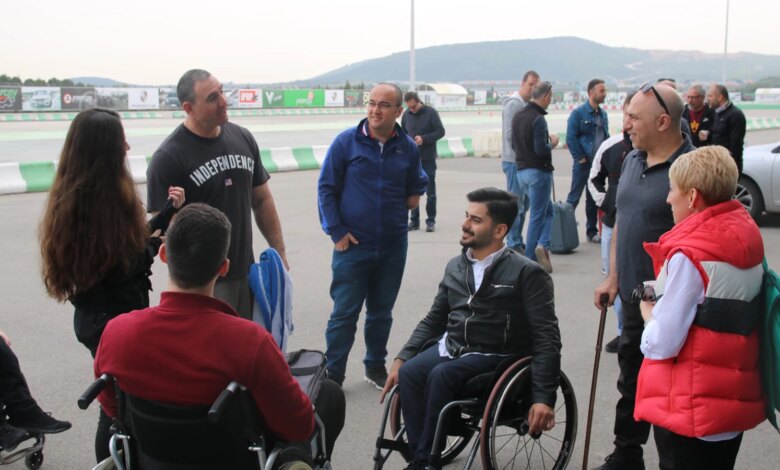 Engelli Bireylerin Ehliyet Yenileme Sürecindeki Sorunlar Engelli Bireylerin Ehliyet Yenileme Sürecindeki Sorunlar