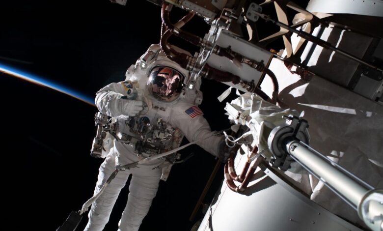 Üç Çinli astronot uzayda mahsur kaldı: İşte detaylar Üç Çinli astronot uzayda mahsur kaldı: İşte detaylar